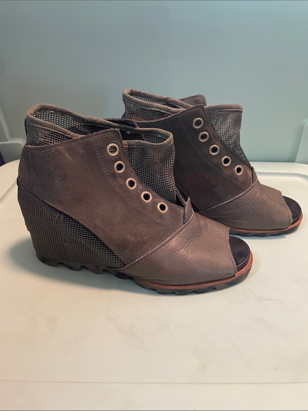 Sorel Wedge Peep-Toe Mesh Ankle Boots - Olive Green